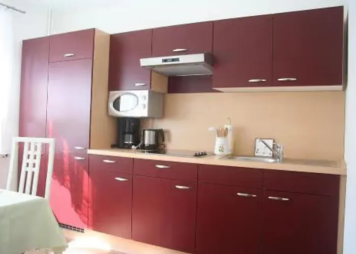 Fuer 3, Nicht Fuer Monteure Apartment *